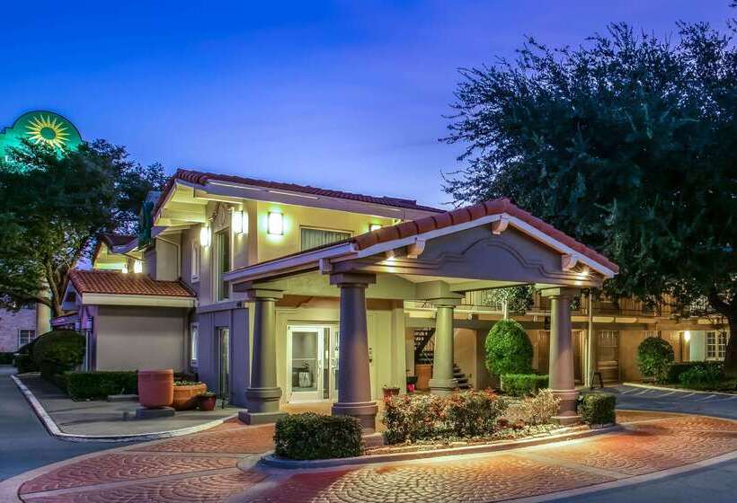 هتل La Quinta Inn By Wyndham Dallas Uptown