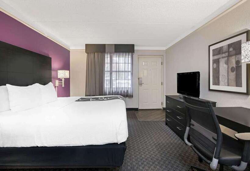 فندق La Quinta Inn By Wyndham Fresno Yosemite