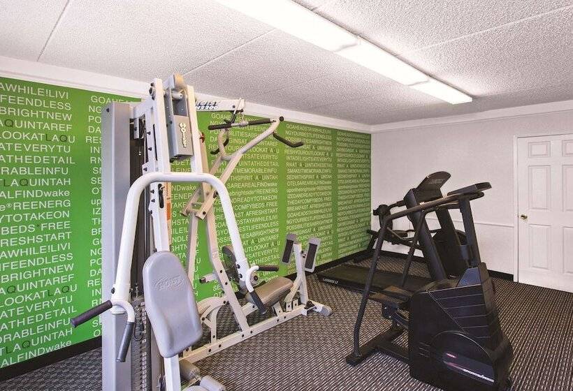 هتل La Quinta Inn By Wyndham Fresno Yosemite