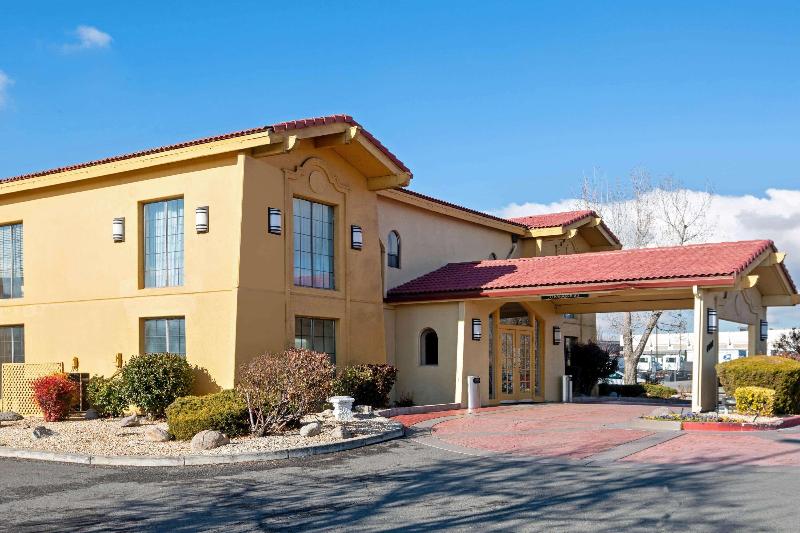 هتل La Quinta Inn By Wyndham Reno