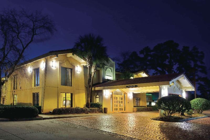 هتل La Quinta Inn By Wyndham Savannah Midtown
