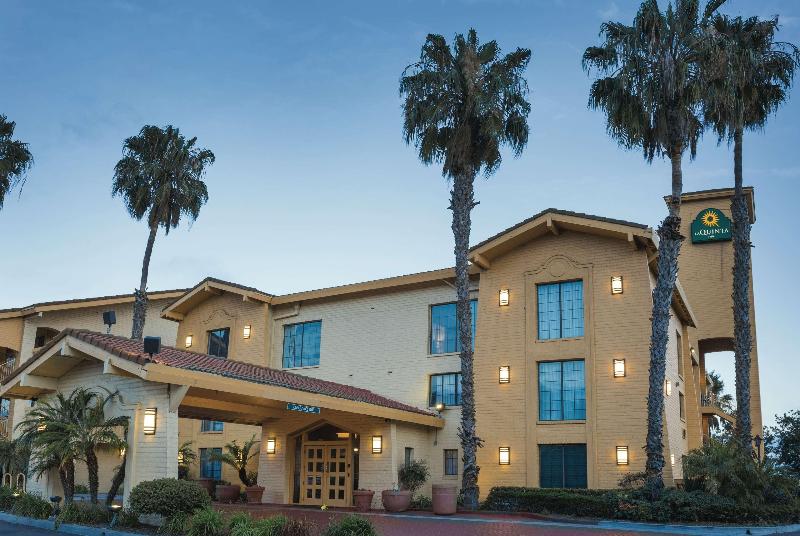 هتل La Quinta Inn By Wyndham Ventura