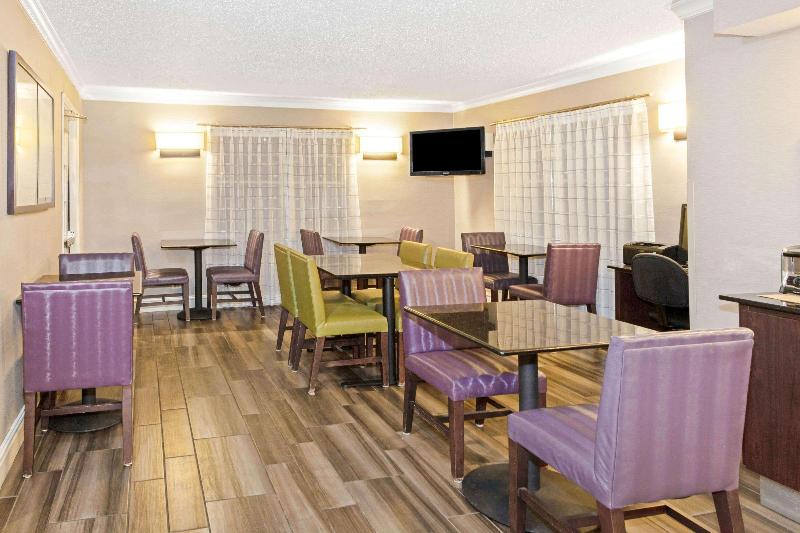 هتل La Quinta Inn By Wyndham Wichita Falls