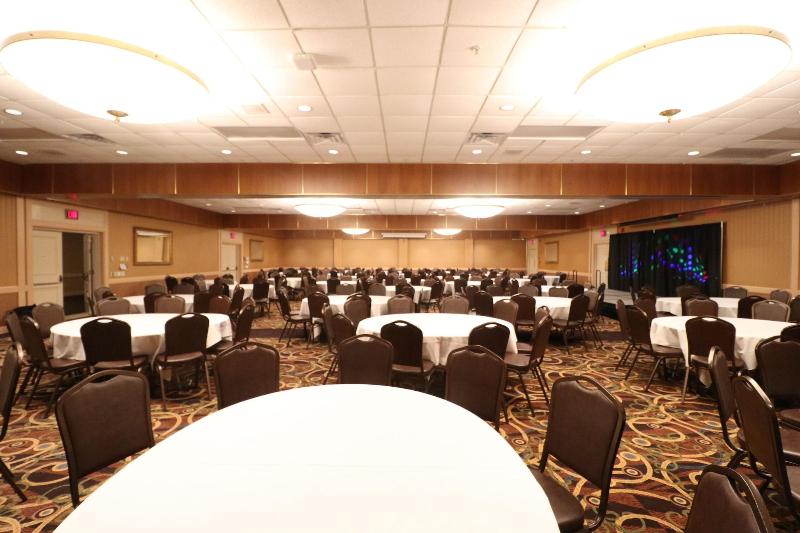 호텔 Mead Resorts & Conventions Center