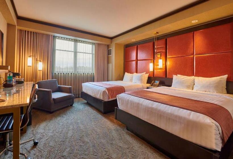 Отель Mount Airy Casino Resort   Adults Only 21 Plus