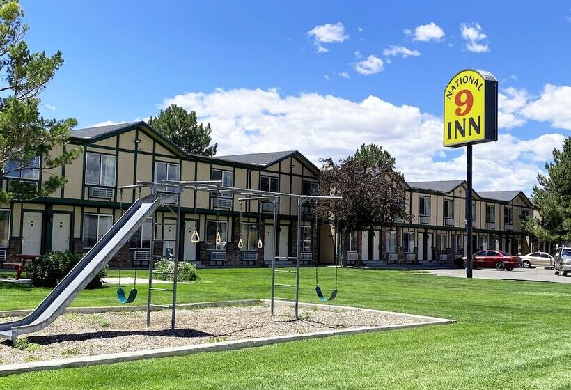 ホテル National 9 Inn Price