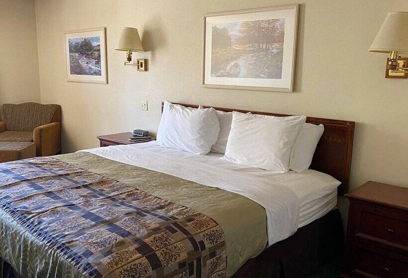 ホテル National 9 Inn Price