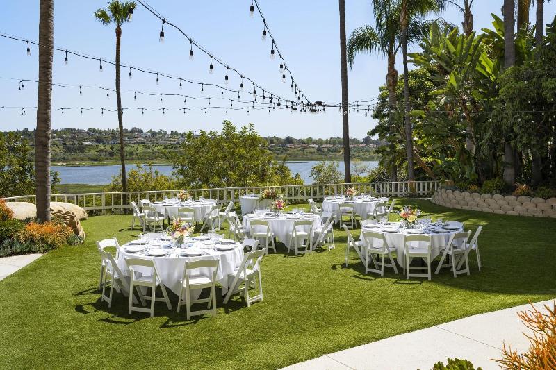 בית מלון כפרי Newport Beach Marriott Bayview