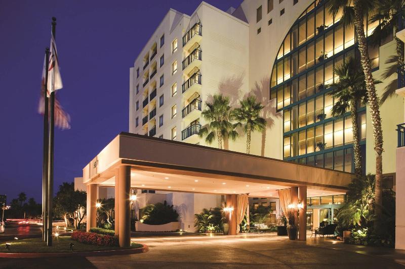 בית מלון כפרי Newport Beach Marriott Bayview