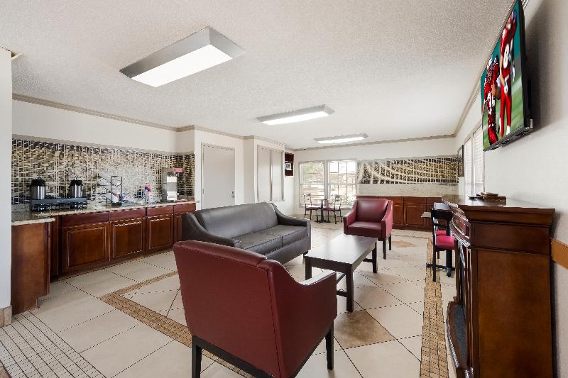 בית מלון כפרי Red Roof Inn College Station