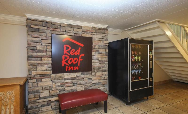 هتل Red Roof Inn North Dallas   Park Central
