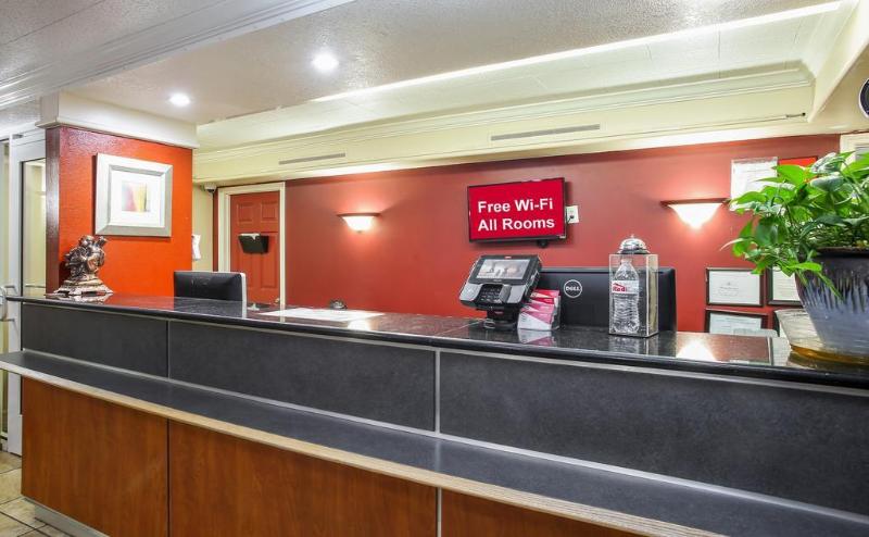 هتل Red Roof Inn North Dallas   Park Central