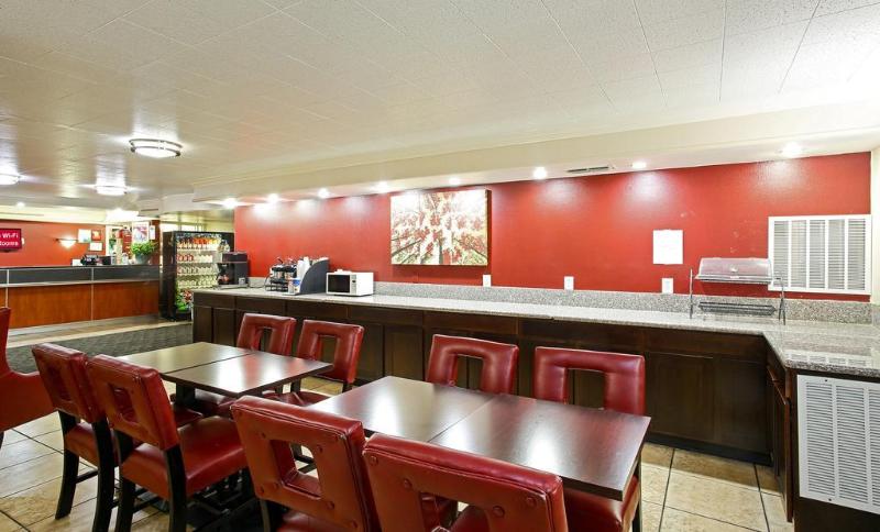 هتل Red Roof Inn North Dallas   Park Central