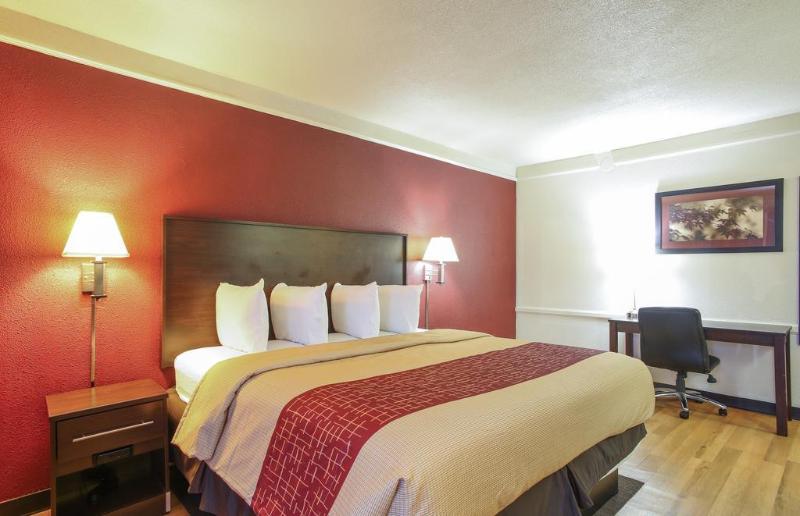 هتل Red Roof Inn North Dallas   Park Central