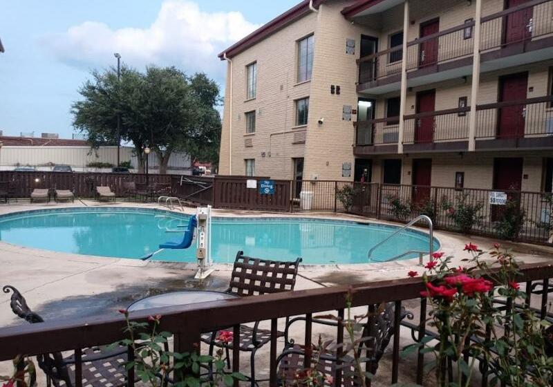 Hotel Red Roof Inn & Suites Houston Hobby Airport