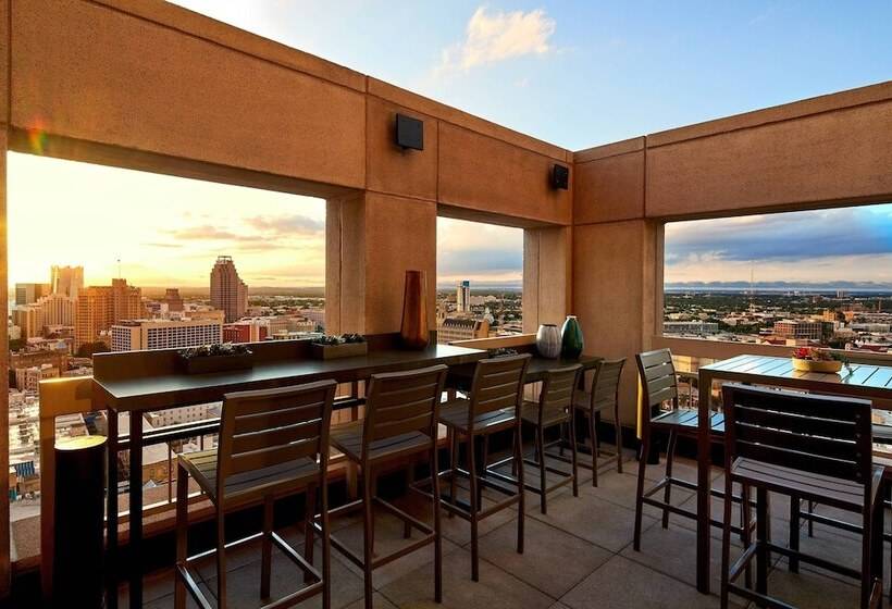 هتل San Antonio Marriott Rivercenter On The River Walk