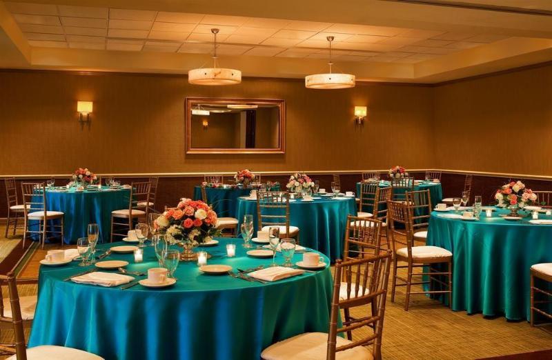 Hotel Sheraton Suites Old Town Alexandria