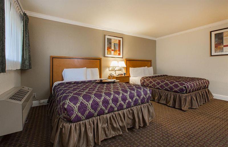 هتل Soma Park Inn