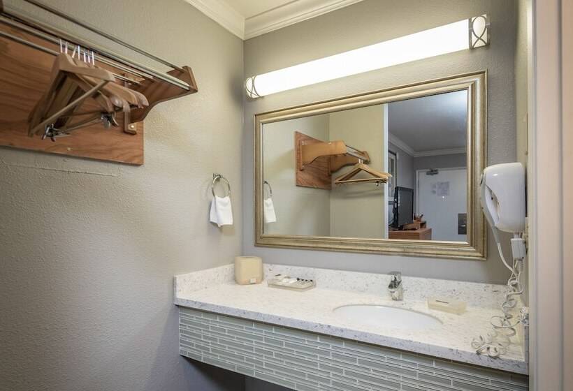 هتل Soma Park Inn