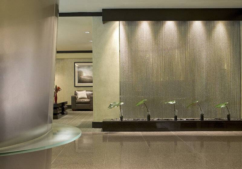 Fotos del hotel Gardens Suites Hotel By Affinia:  25
