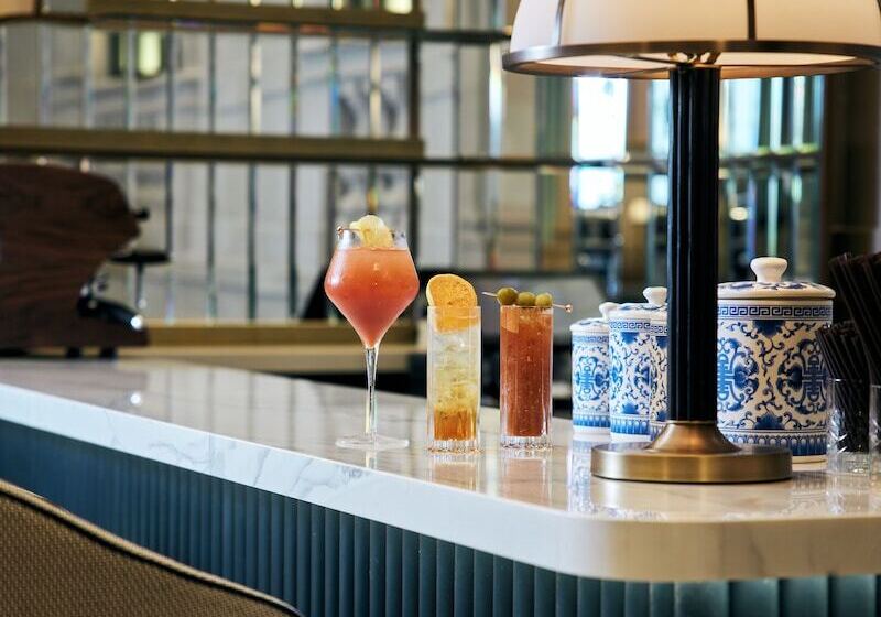 هتل The Langham Boston