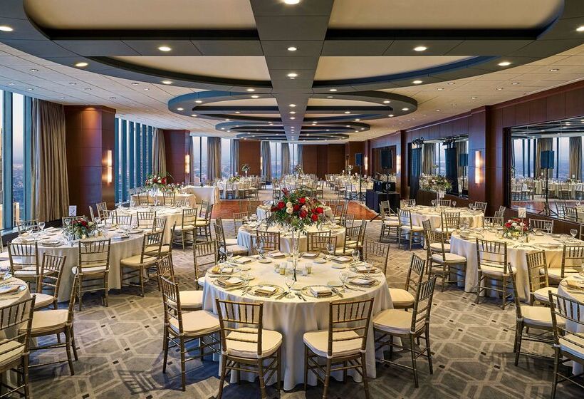 The Marquette Hotel, Curio Collection By Hilton