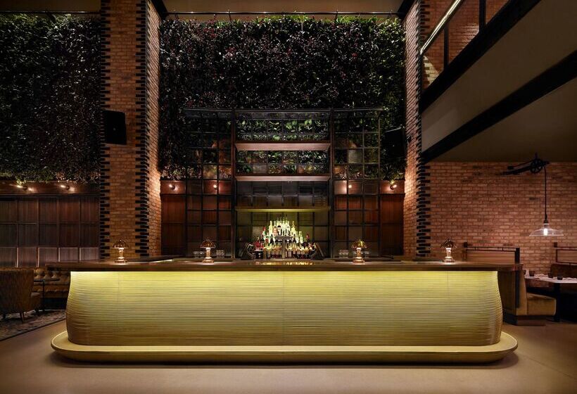 هتل Thompson Chicago, By Hyatt