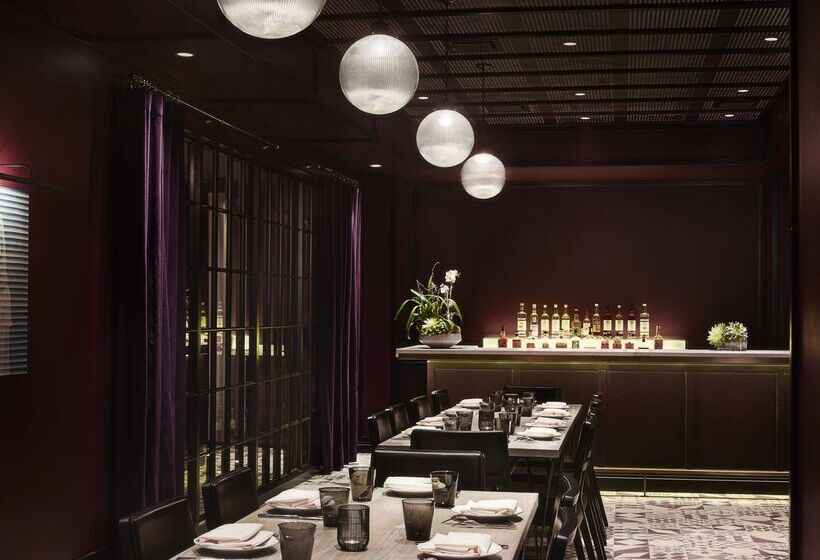 هتل Thompson Chicago, By Hyatt