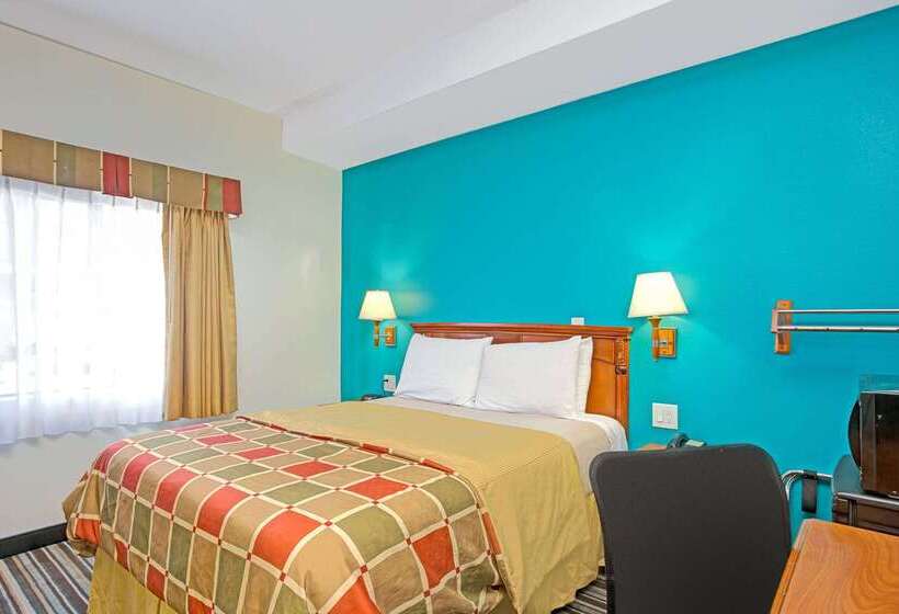 فندق Travelodge By Wyndham Lax