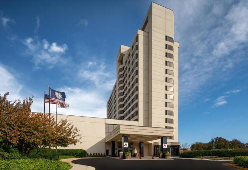 בית מלון כפרי Tysons Corner Marriott