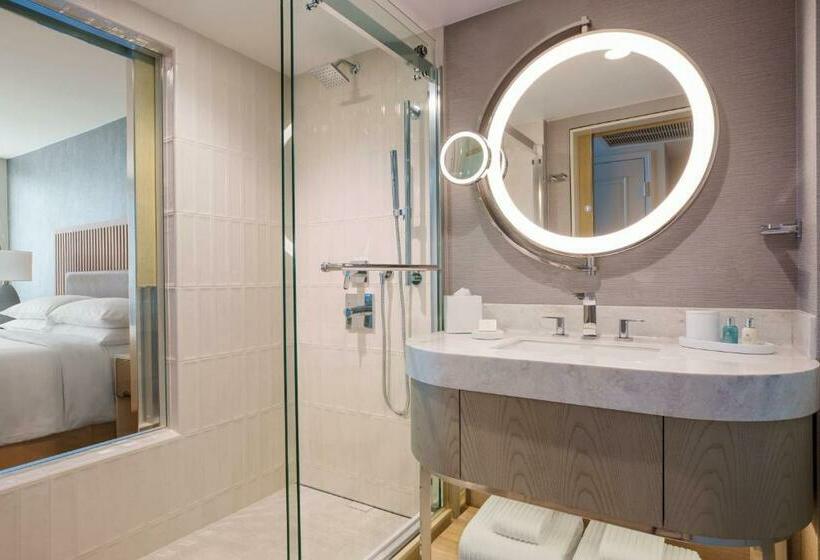 هتل Vea Newport Beach, A Marriott Resort & Spa