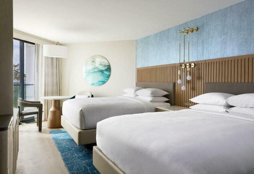 هتل Vea Newport Beach, A Marriott Resort & Spa