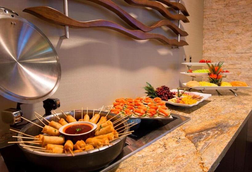 Szálloda Wichita Marriott