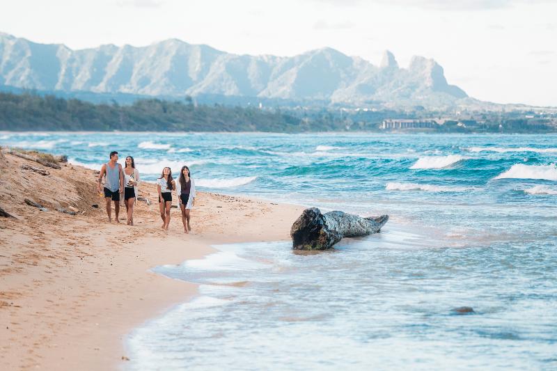 Outrigger Kauaʻi Beach Resort & Spa