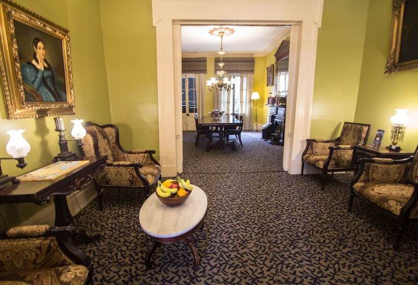 Lamothe House Hotel A French Quarter Guest Houses Property