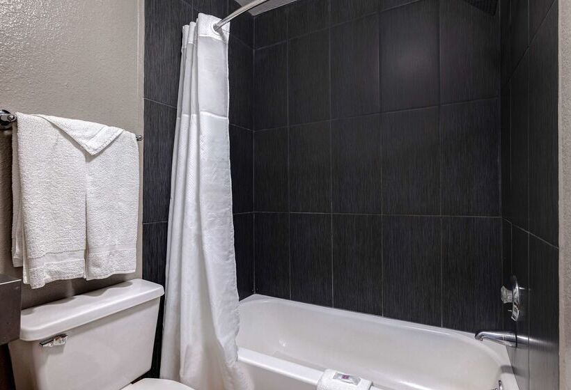 Motel 6buttonwillow, Ca Central