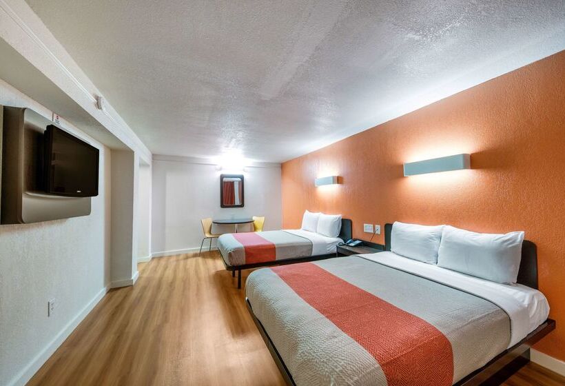 Motel 6dallas, Tx  Farmers Branch