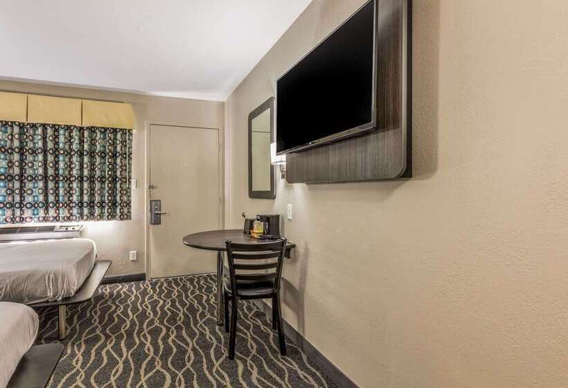 モーテル Econo Lodge