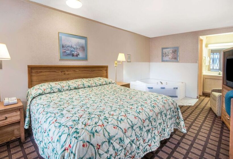 مُتل Knights Inn Canton