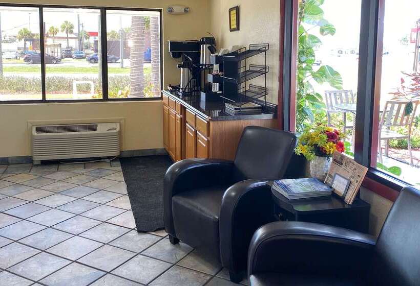 فندق على الطريق Knights Inn Punta Gorda