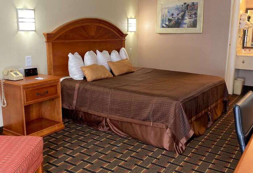 فندق على الطريق Knights Inn Punta Gorda