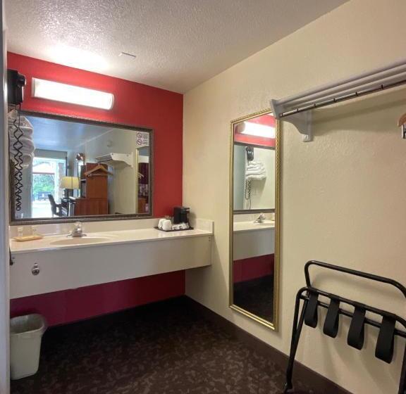 فندق على الطريق Knights Inn Punta Gorda