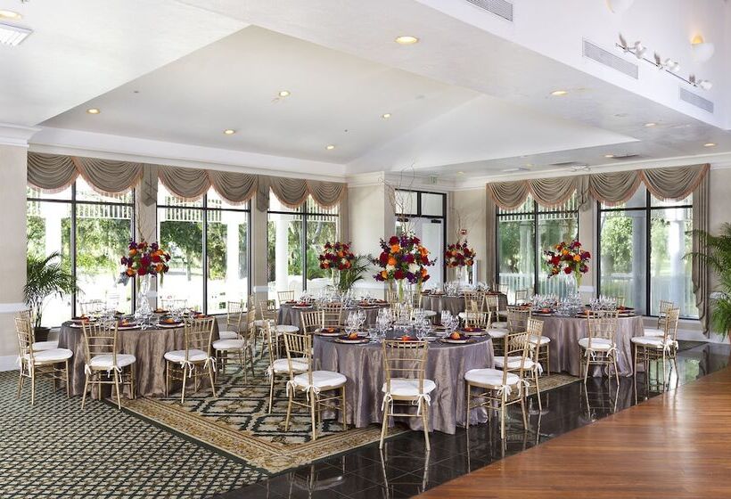 Resort At Longboat Key Club