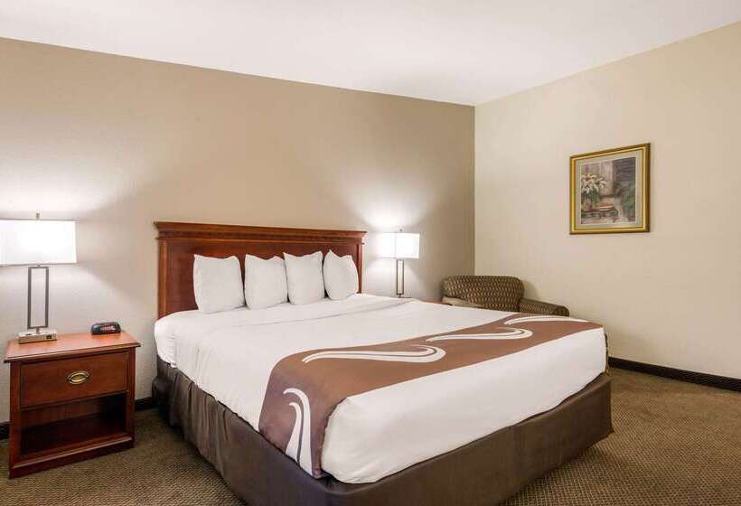 Resort Quality Inn & Suites Tarpon Springs South