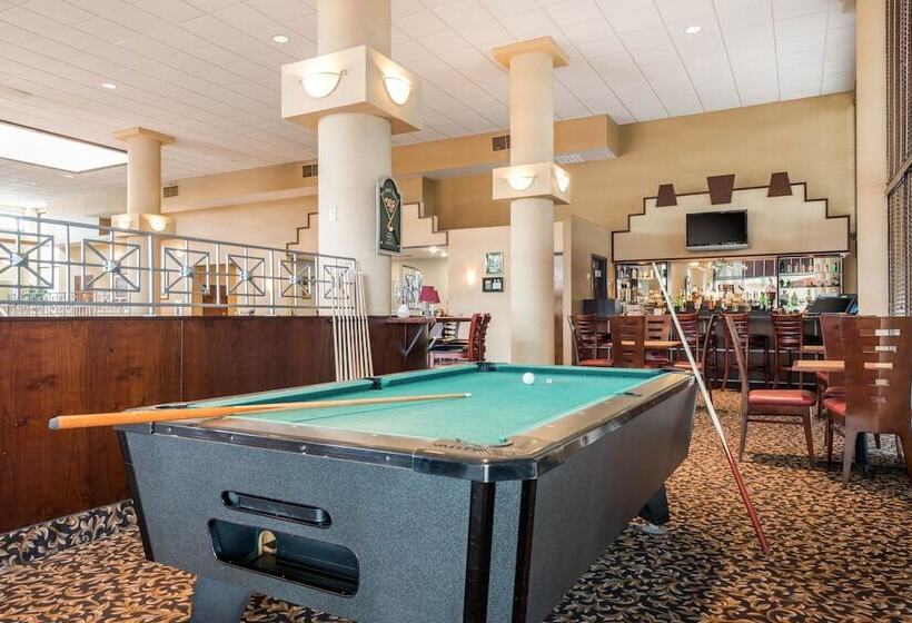 리조트 Quality Inn & Suites Tarpon Springs South