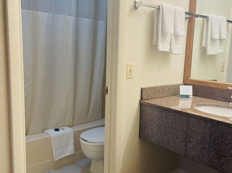 هتل America S Best Value Inn Sandpoint