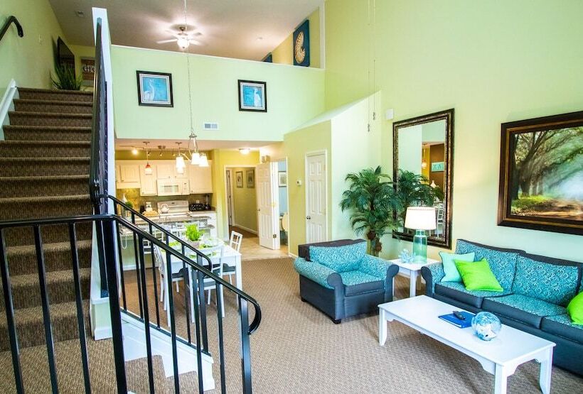 Grand Palms Resort
