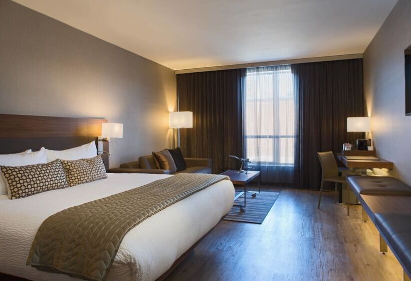 Ac Hotel Kansas City Plaza