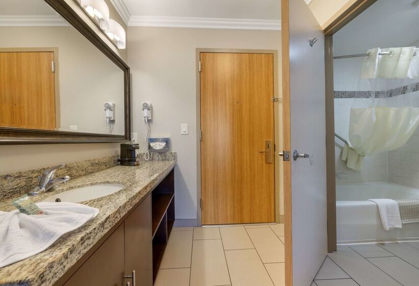 هتل Best Western Los Angeles Worldport