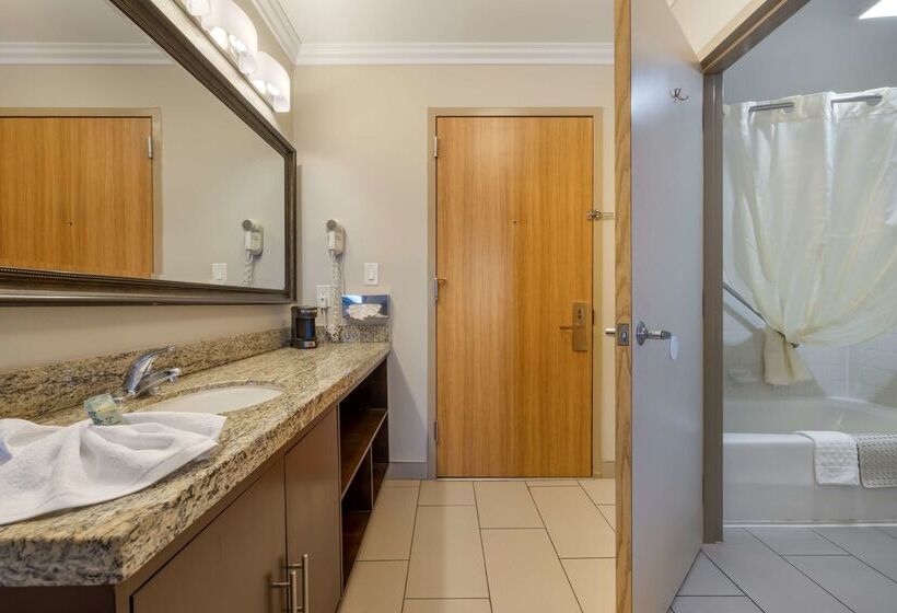 هتل Best Western Los Angeles Worldport